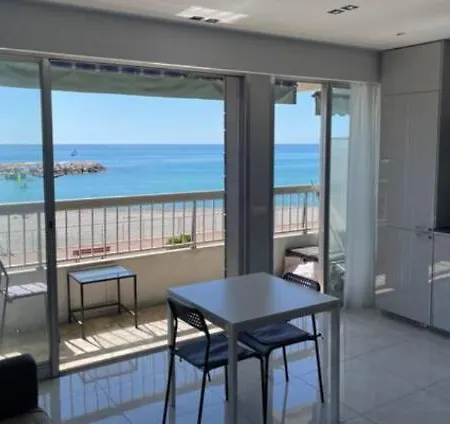 Studio Equipe Vu Sur Mer A Menton Roquebrune-Cap-Martin Lägenhet Roquebrune-Cap-Martin